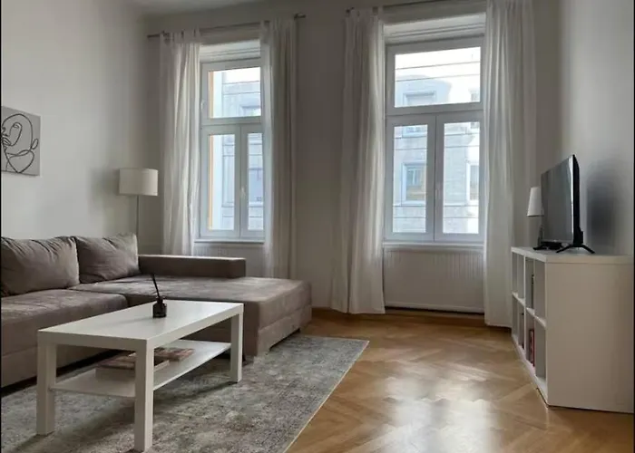 Easy-flat Akh - 100sqm Near Metro Apartamento *