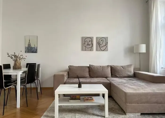 Easy-flat Akh - 100sqm Near Metro *